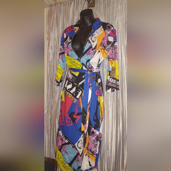 Making headlines dress size XL - Picture 5 of 14